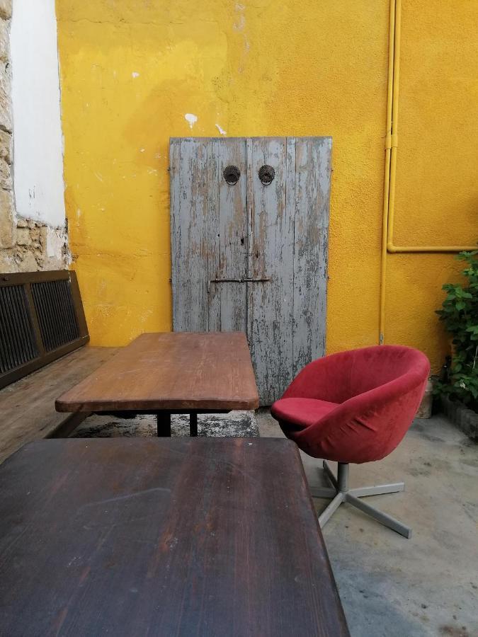 Le Mat Hostel Larnaca Exterior photo